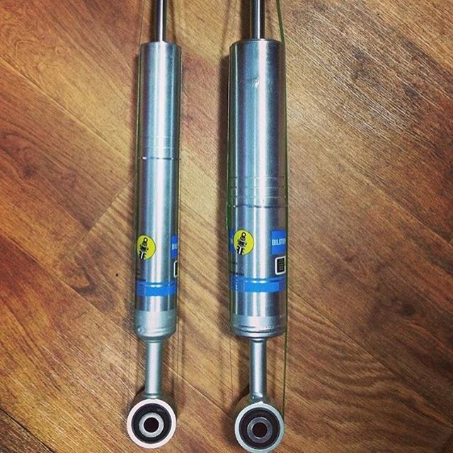 6112vs5100_02.jpg
