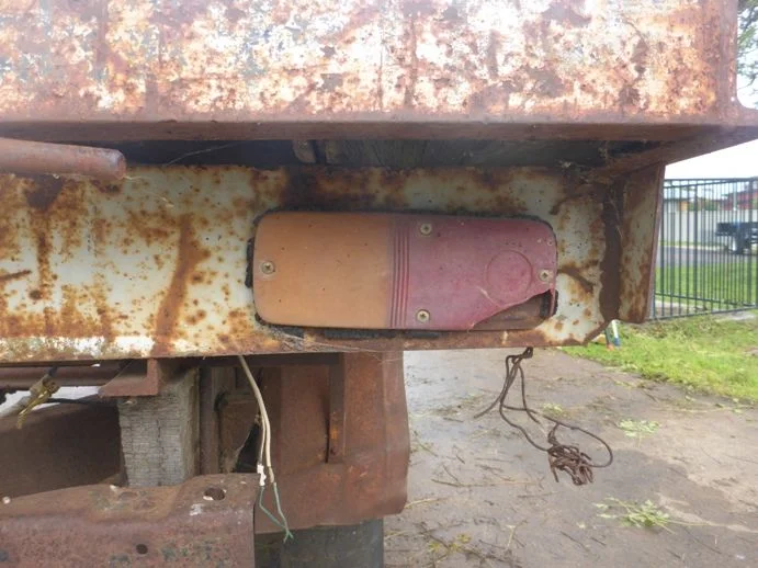 64taillight1.webp