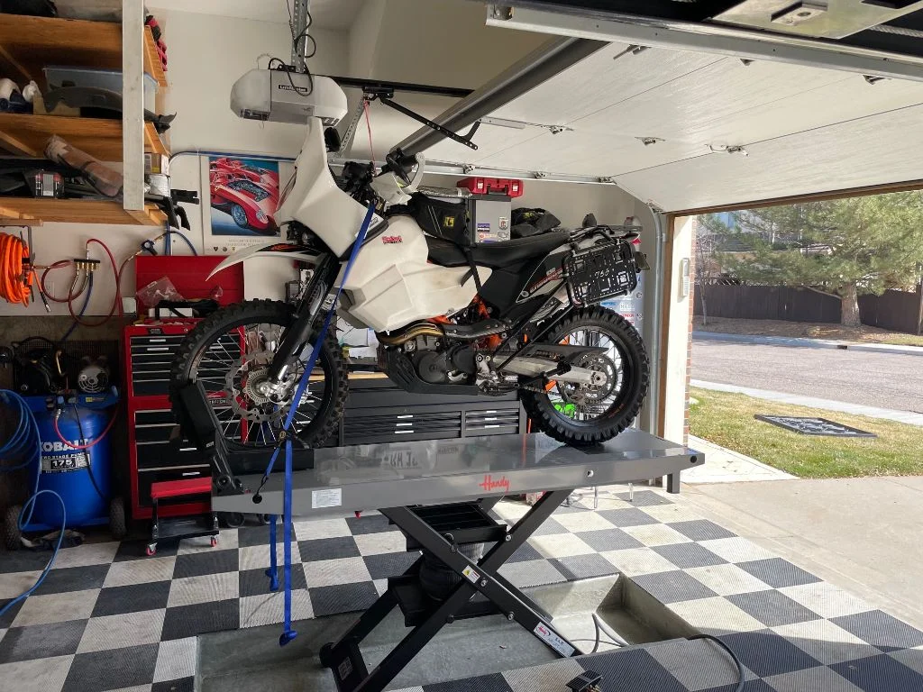 690 on Handy lift table.webp