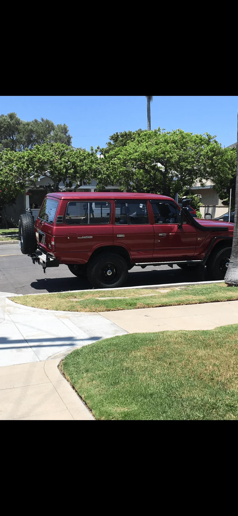 1957443