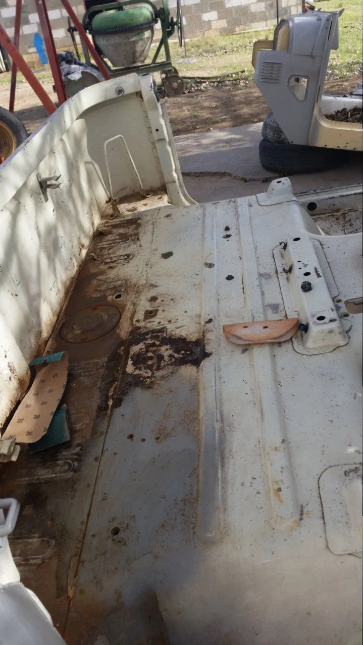 7 Seat floor cab.webp