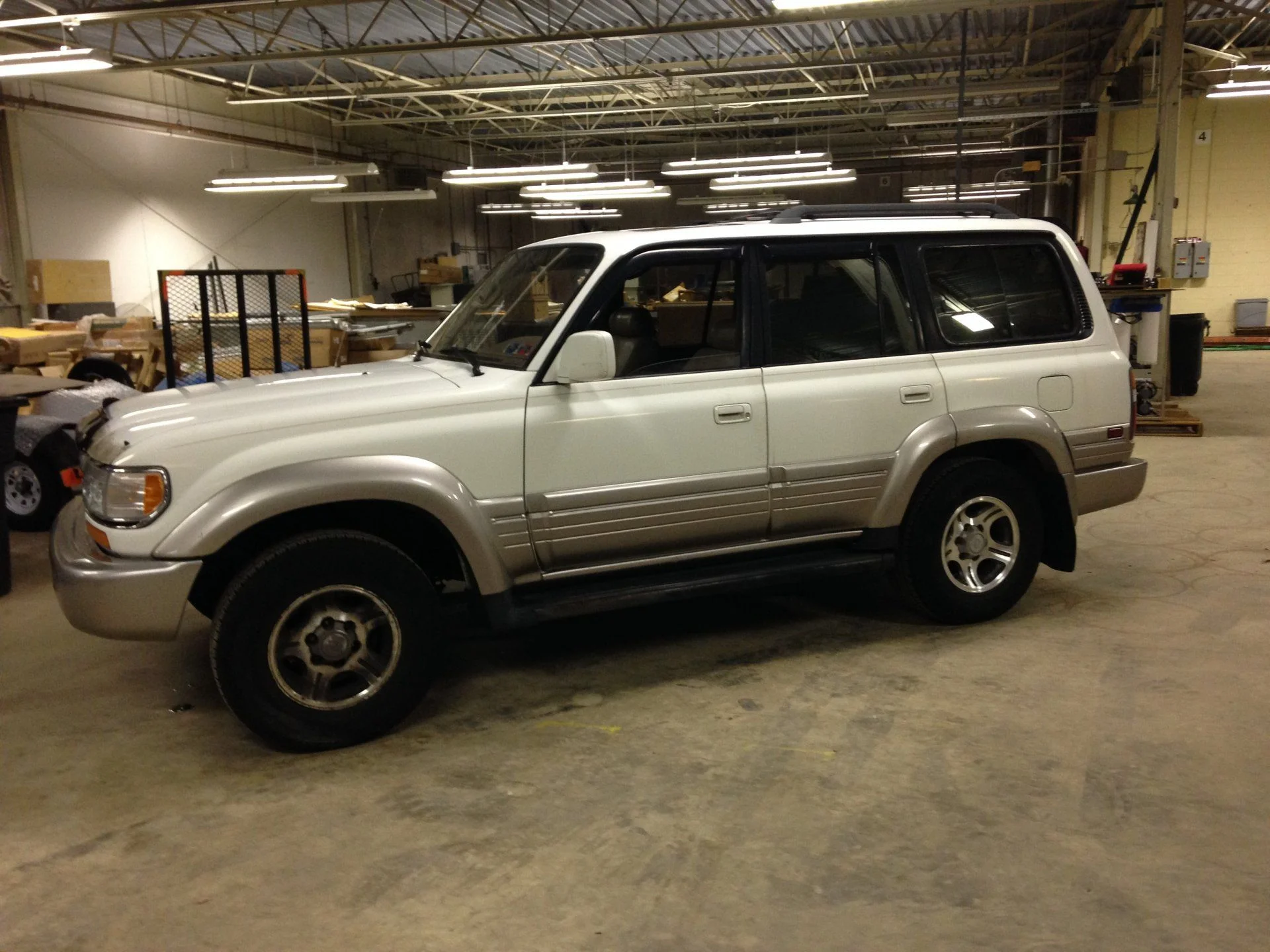 $700 LX.webp