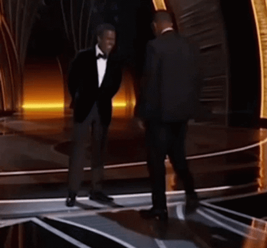 71188F82-4F0D-41D9-A974-05AAF1A8C05B.gif