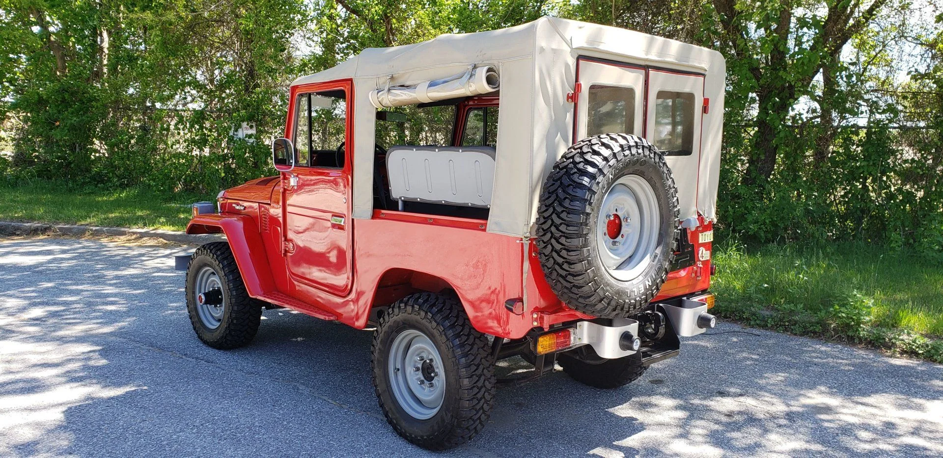 76 FJ40 2.jpeg