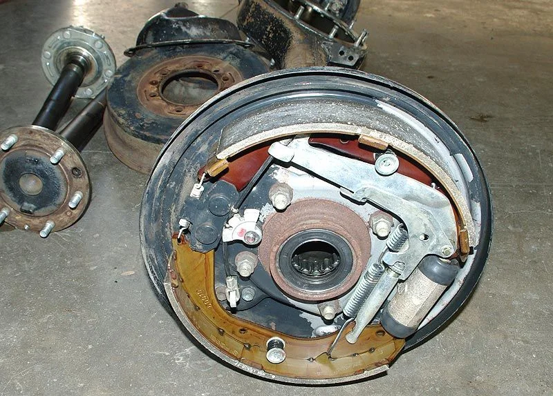 76FJ40_19.webp