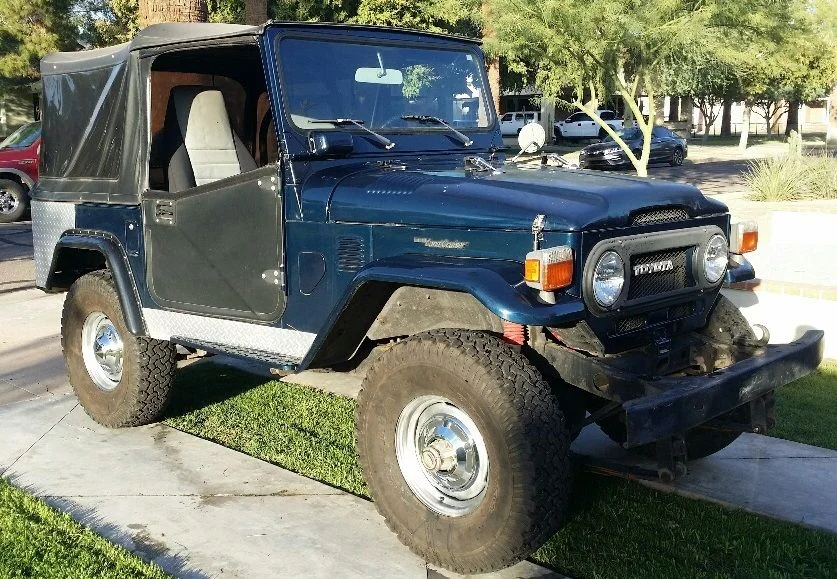 76fj40exterior2.webp
