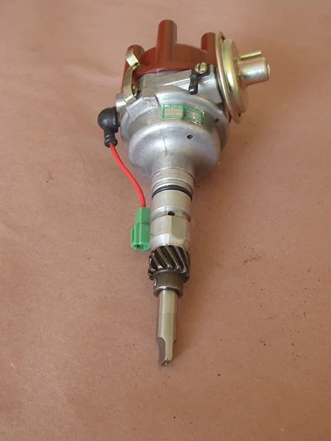 '77-Distributor-1.webp