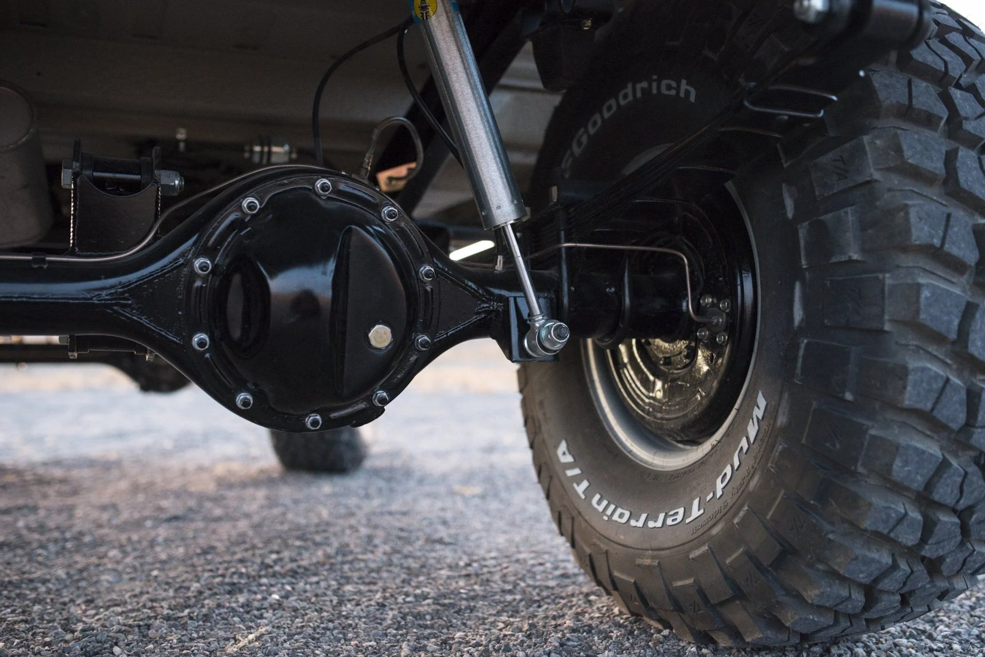 77-FJ40-details-exterior-085-min.jpg