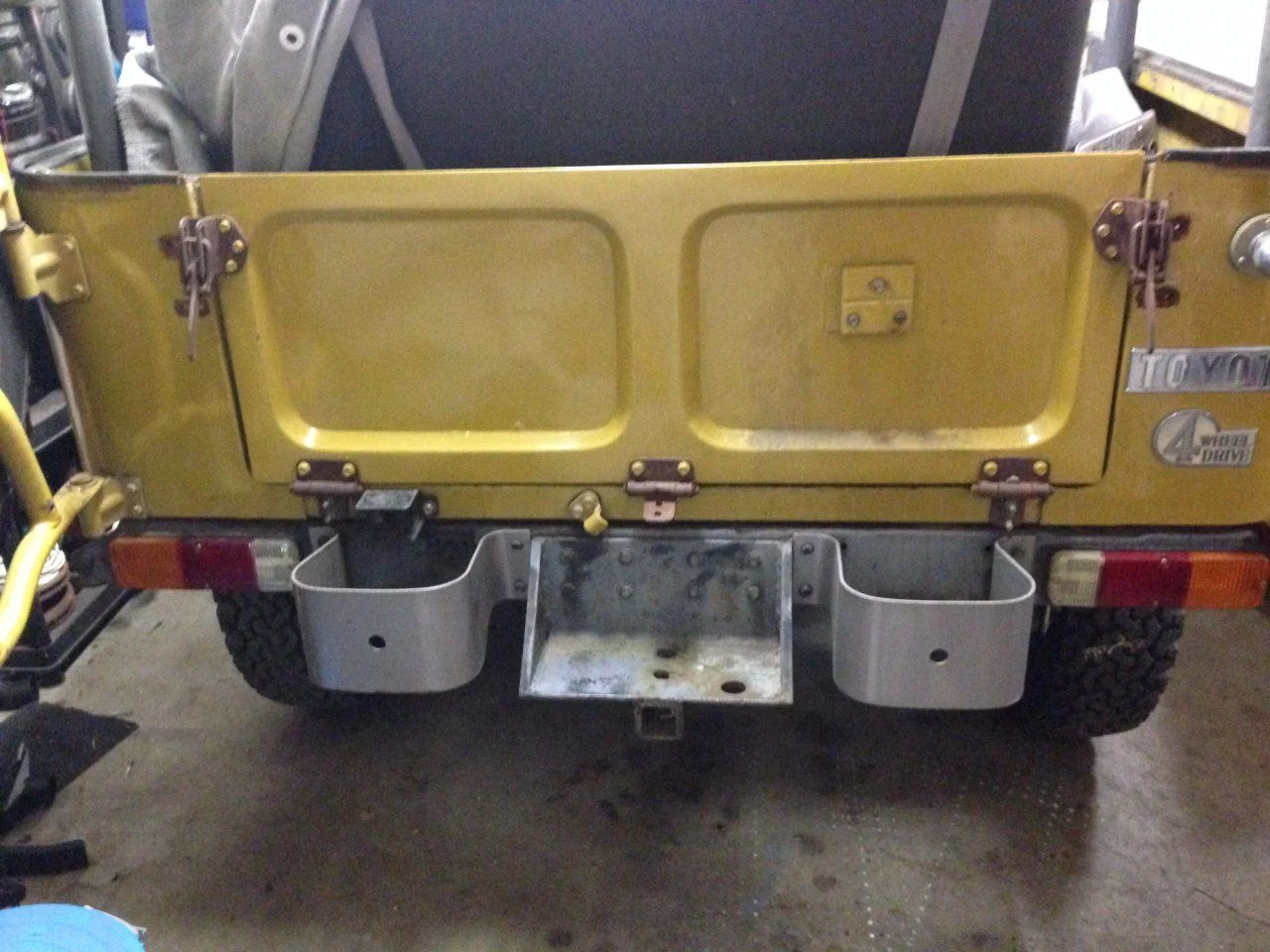 79-fj40-001-jpg.925909