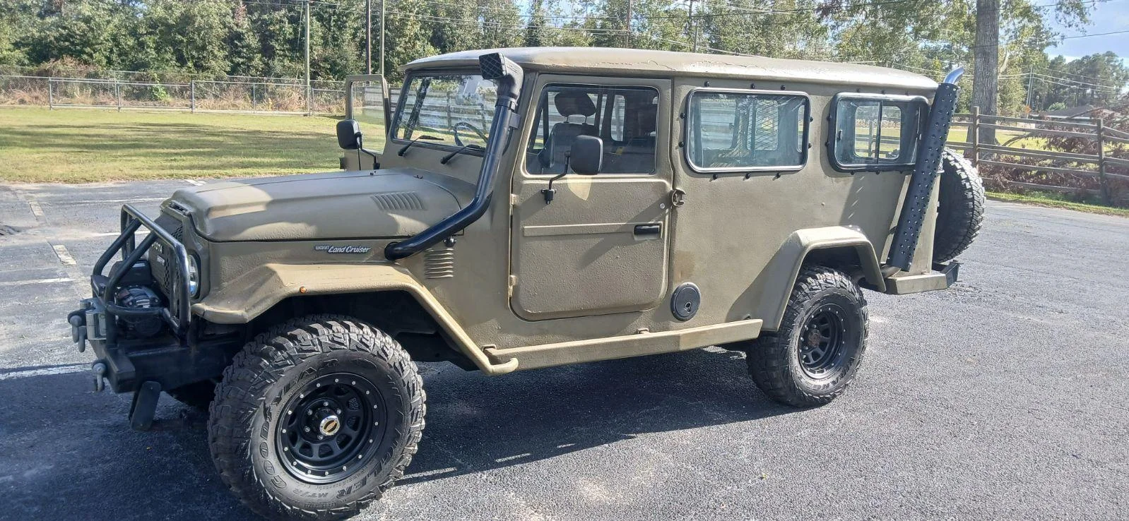 79 HJ45 Troopy.webp