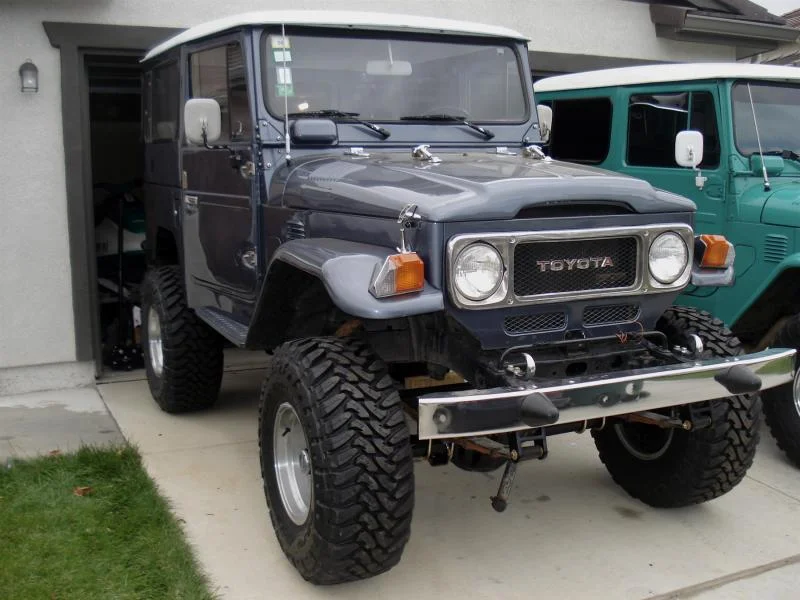 81 BJ40 grey front pass ext After.webp