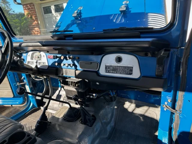 82 FJ40 12.webp