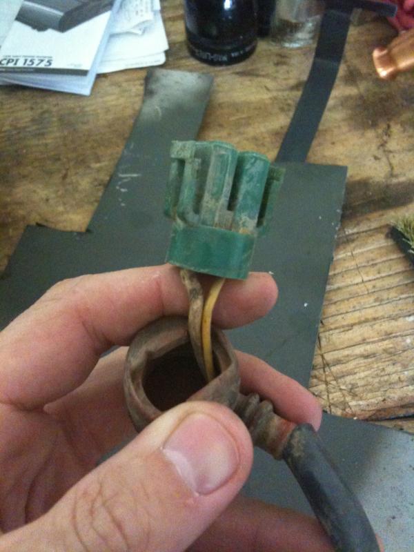 83FJ60AltPlug2Prong.jpg