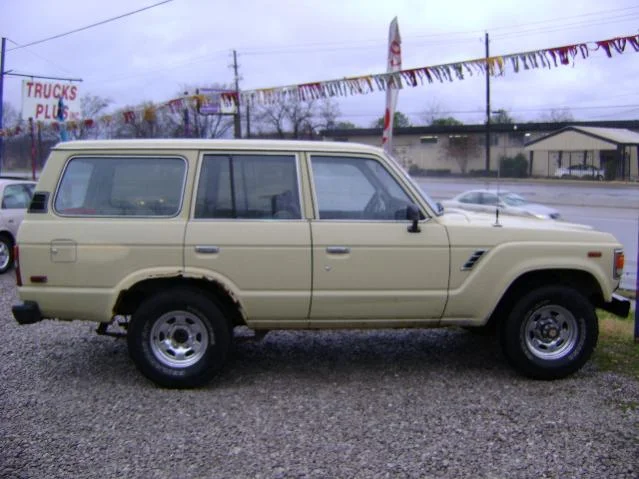 84 Land Cruiser 002.webp