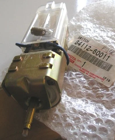 84112-60011 OEM FJ40 light switch (2).JPG