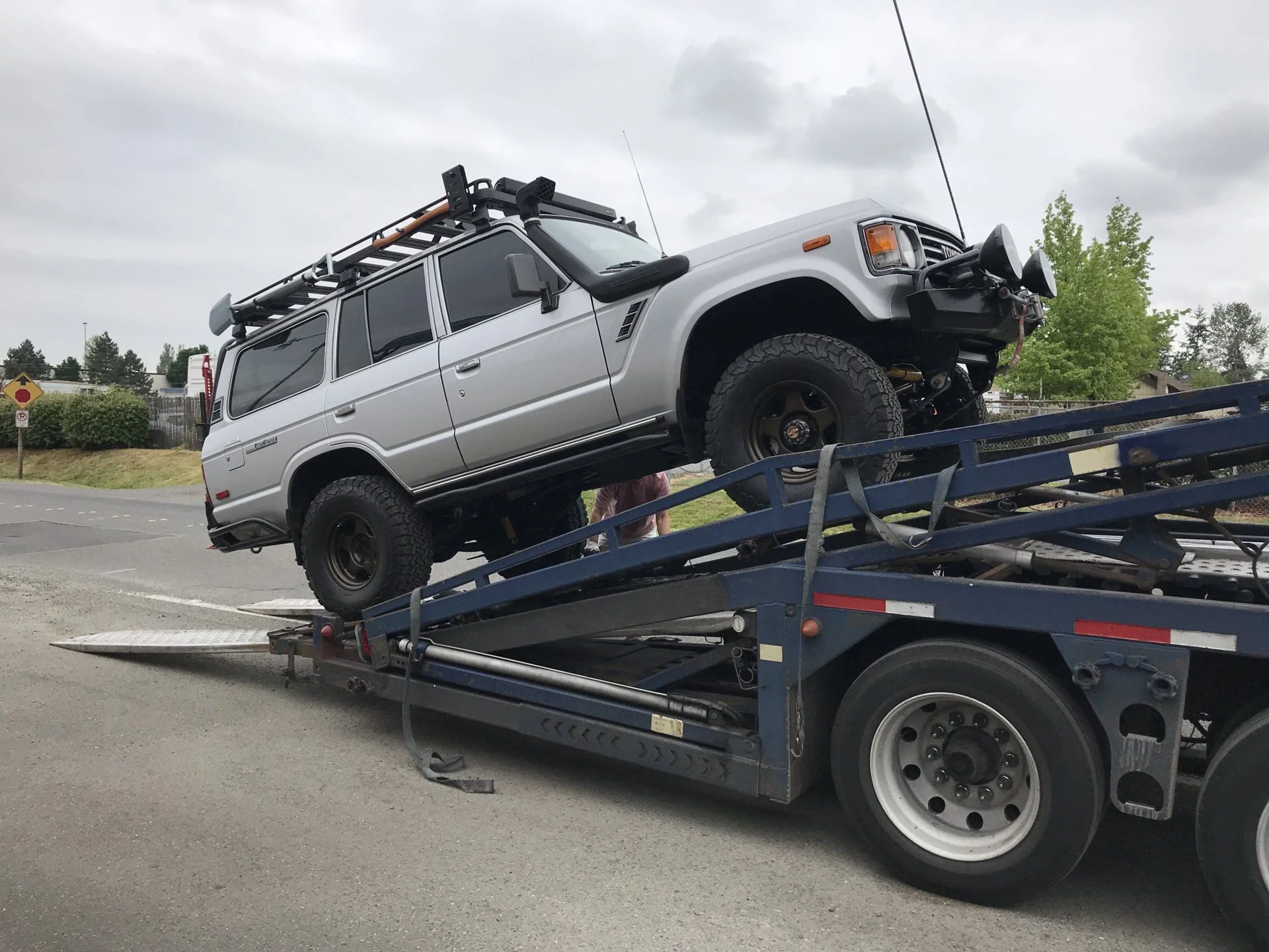 87 fj 60.webp