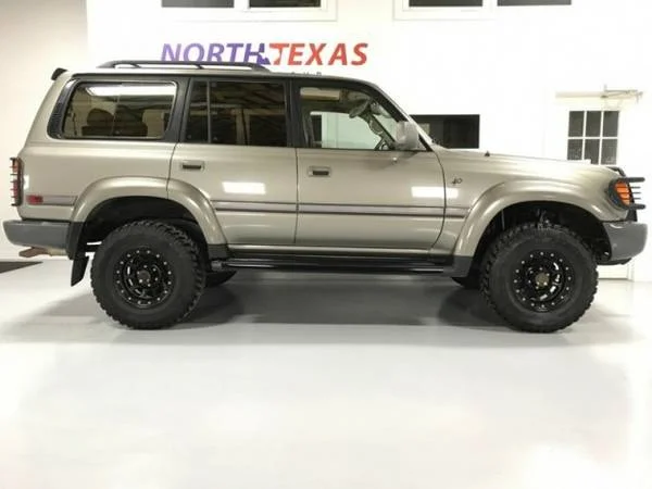1997 40th anniversary, lockers, 174k miles, $8990-texas