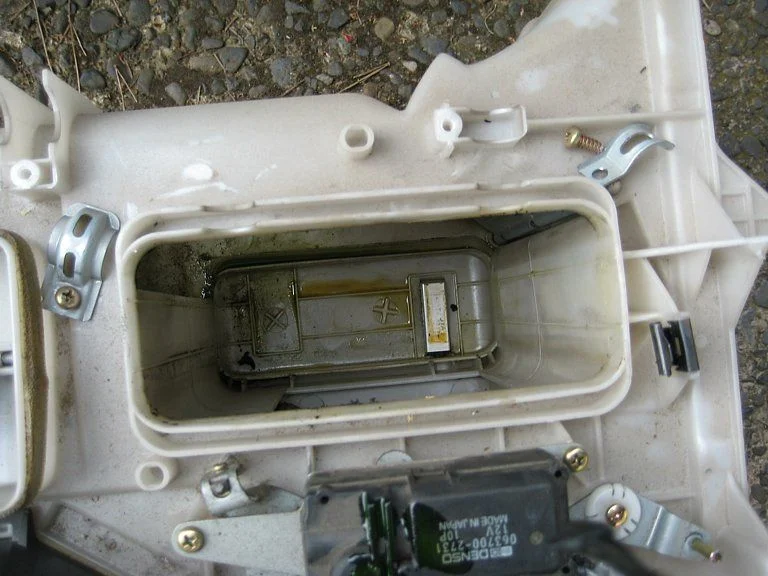 94FZJ80_heatercore_00165.jpg