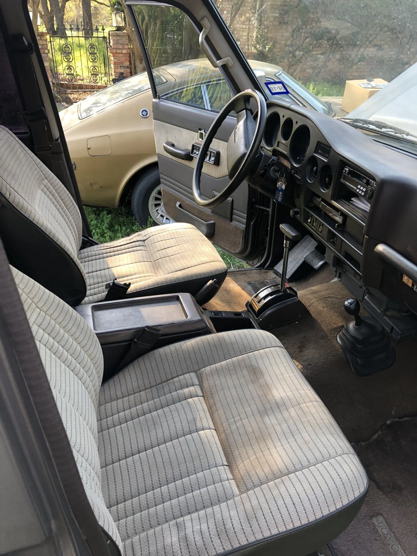 Rust free 1988 FJ62 project- Dallas