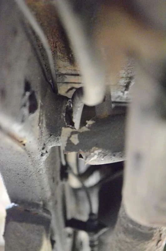 Rear Frame Shock Support Cracked Loose | IH8MUD.com Forum | Toyota ...