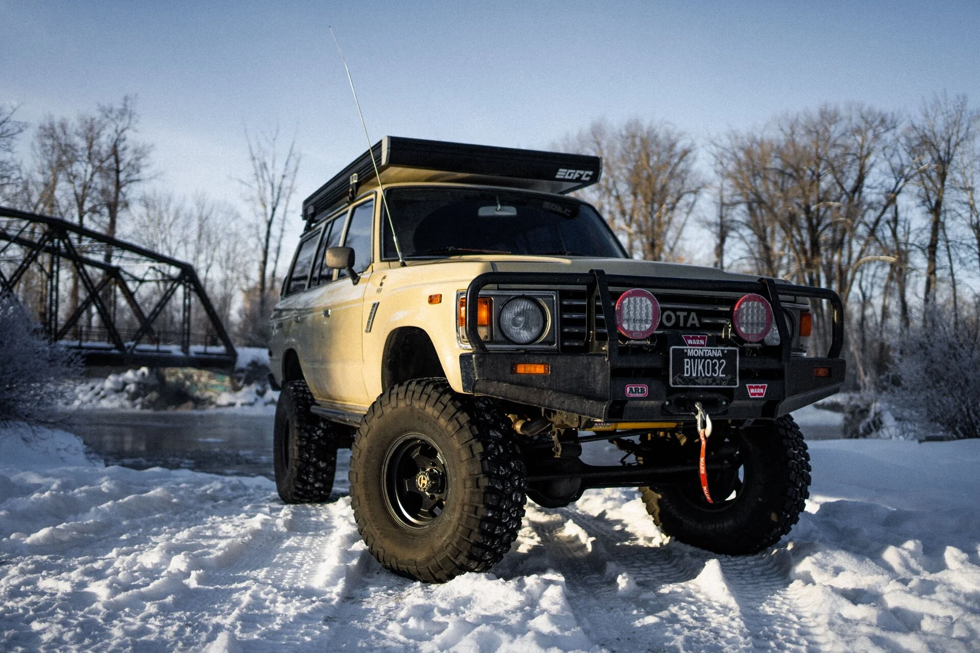 _DSC5963-.webp