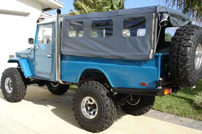 _fj45_rear.webp