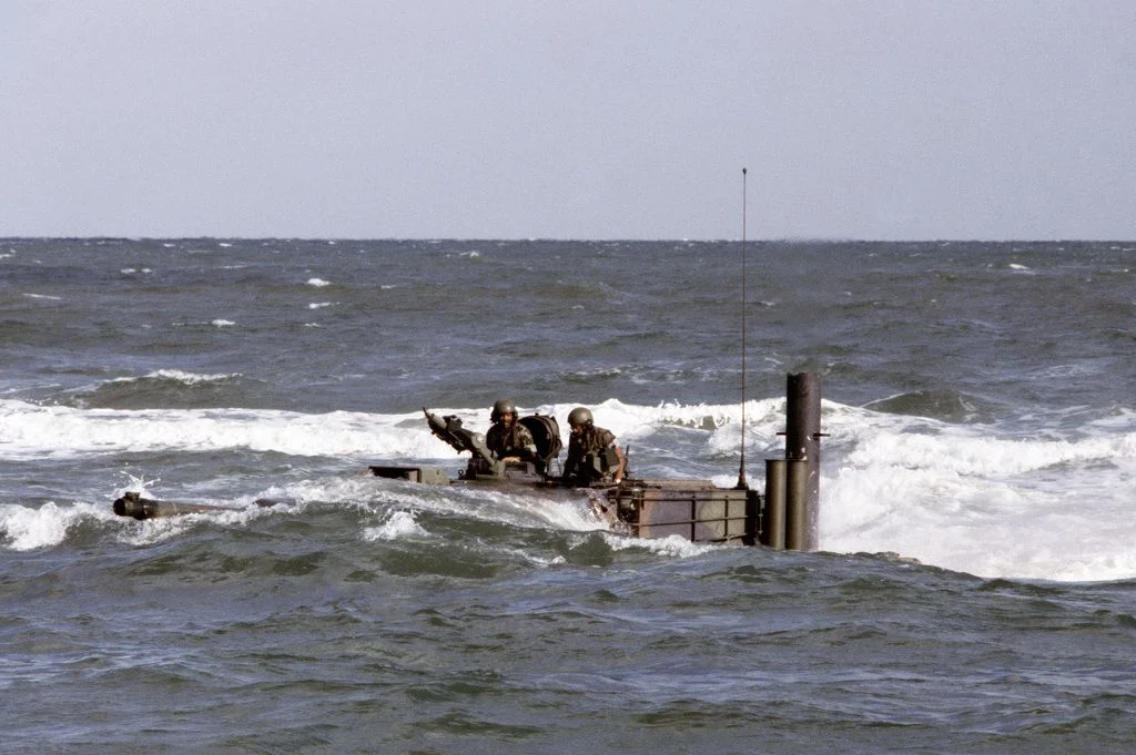 a-left-side-view-of-a-marine-m1a1-main-battle-tank-almost-completely-submerged-fc2816.webp
