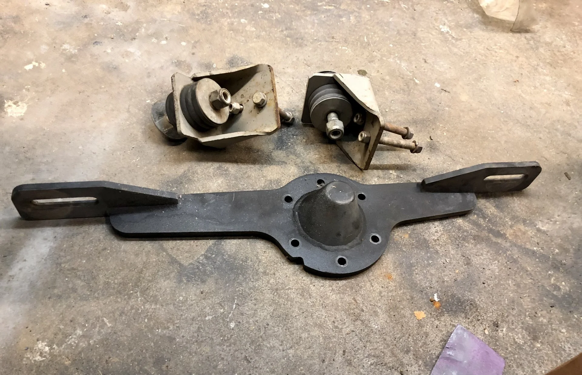 SOLD FJ40 Transfer case propeller support IH8MUD Forum