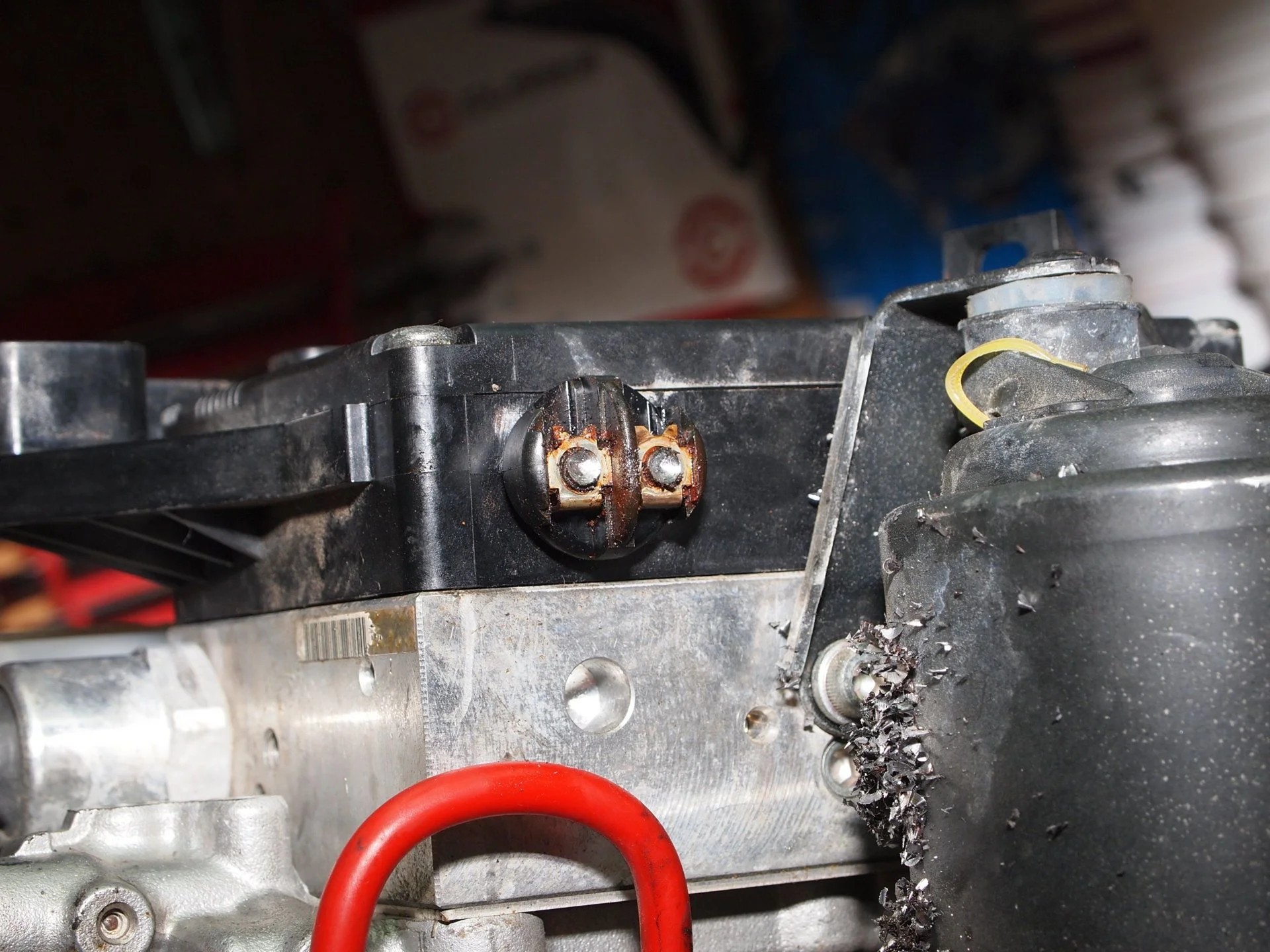 ABS rusty screws (6).webp