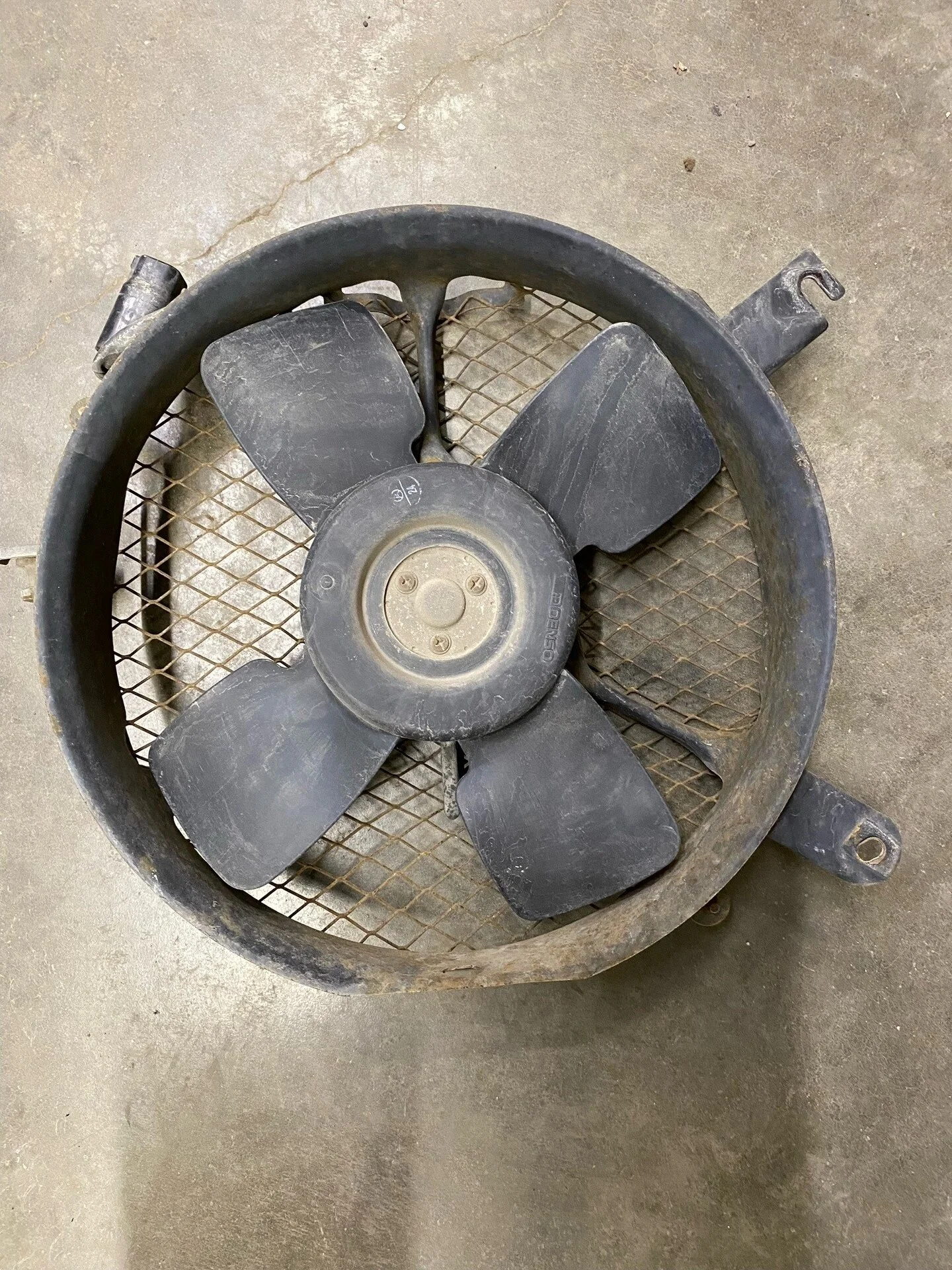AC fan 1.webp