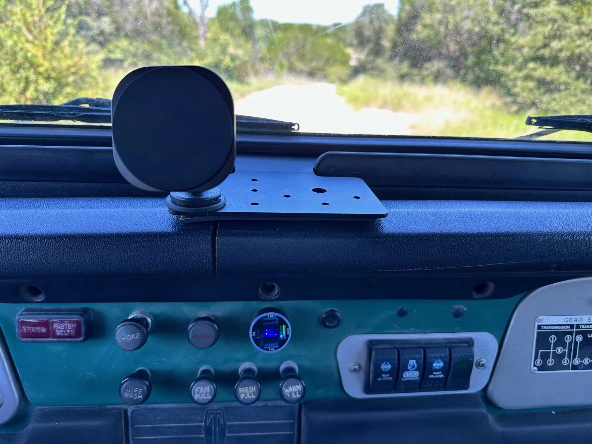 accessory mount 2.webp