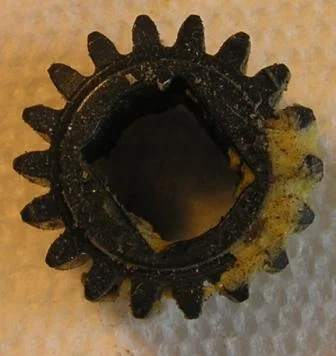 actuator gear small gear topview.webp