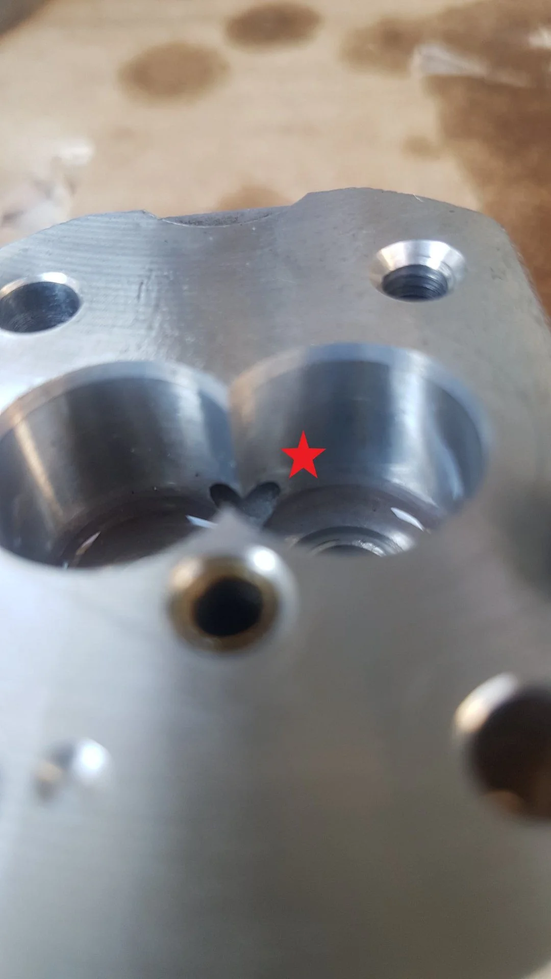 AHC Pump - Outlet Port.jpg