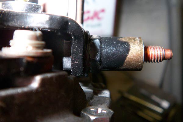 Alternator-B-post-stud-130-amp.jpg