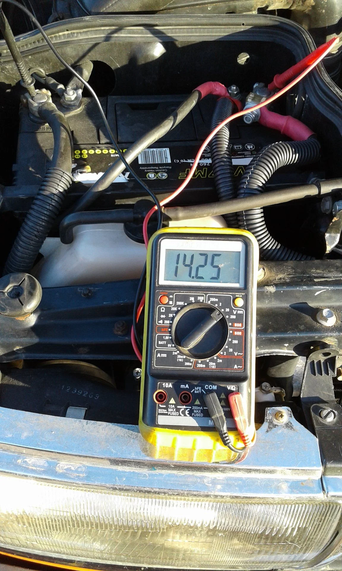Aux battery 50 seconds after starting..webp