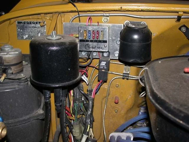 Aux Fuse Panel 02.webp