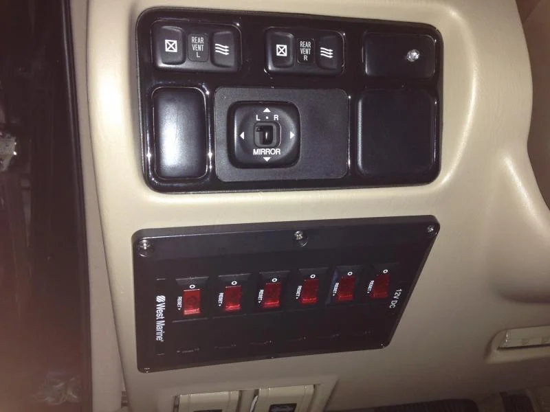 Aux.webp