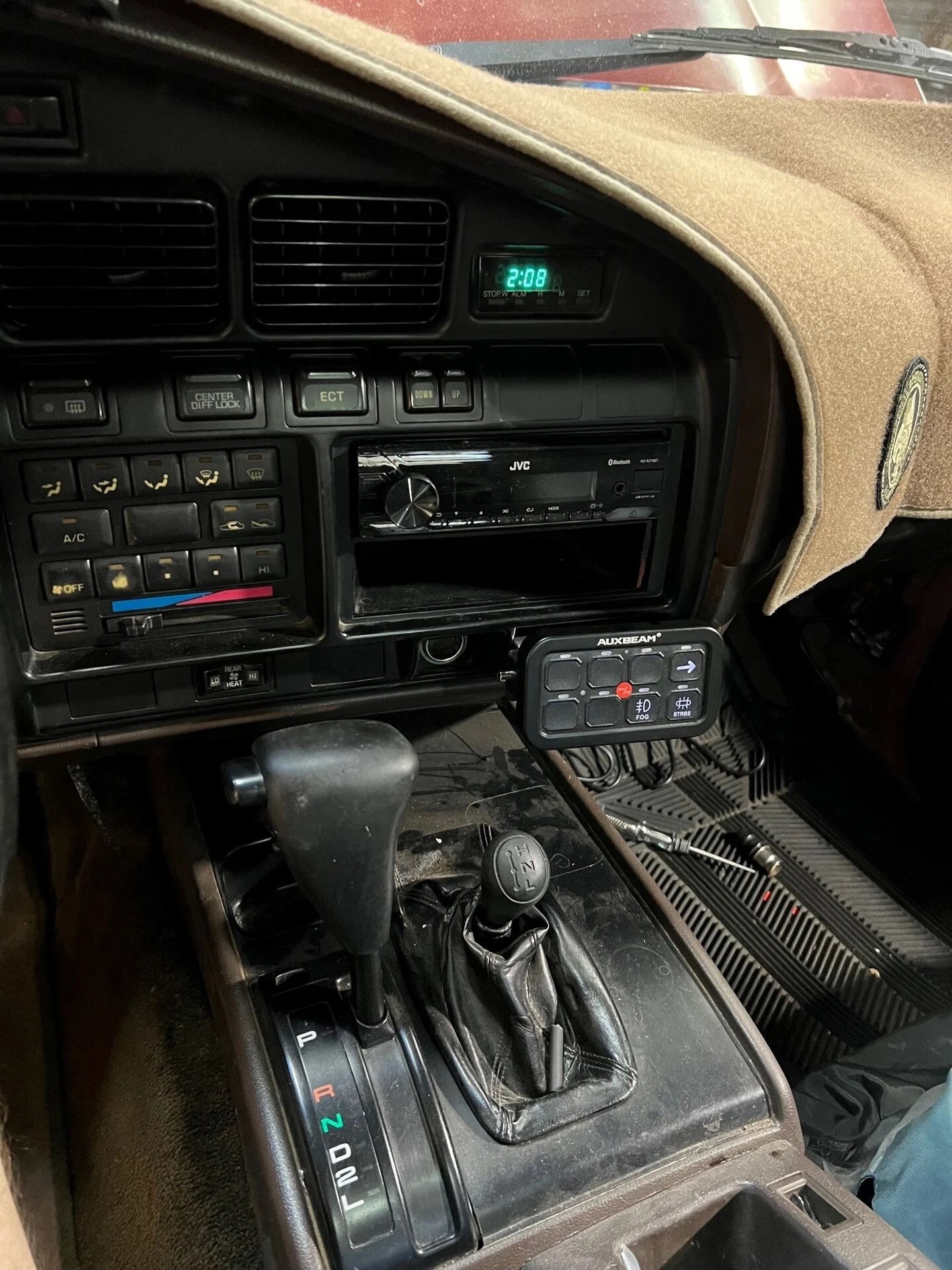 Auxbeam1.webp
