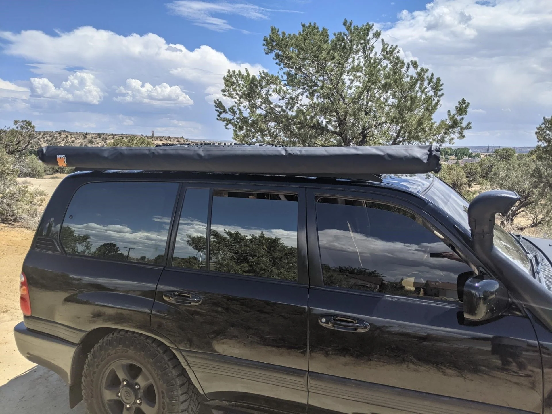 awning 2.jpg