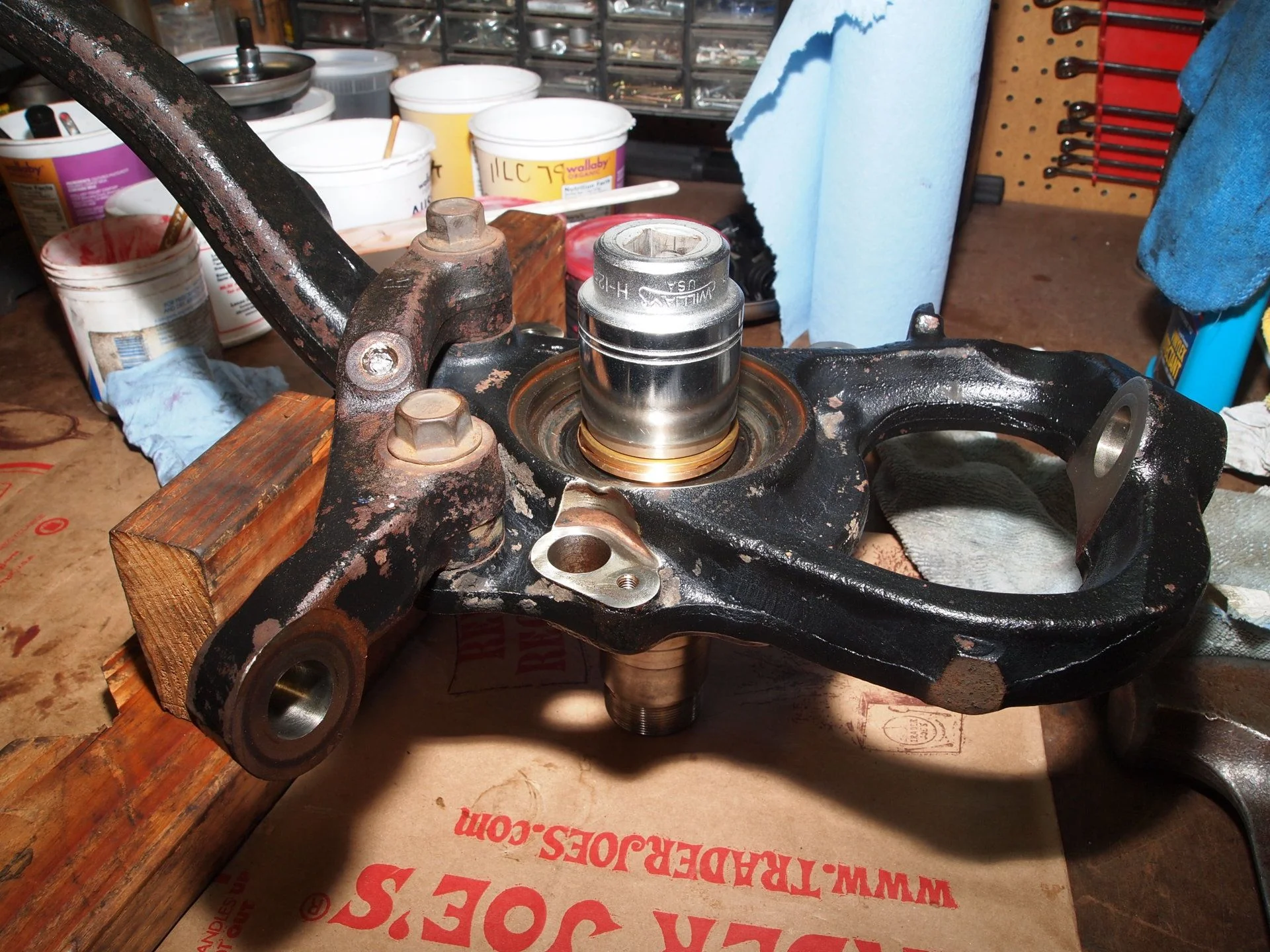 Axle bearing & bushing RH done (3).webp