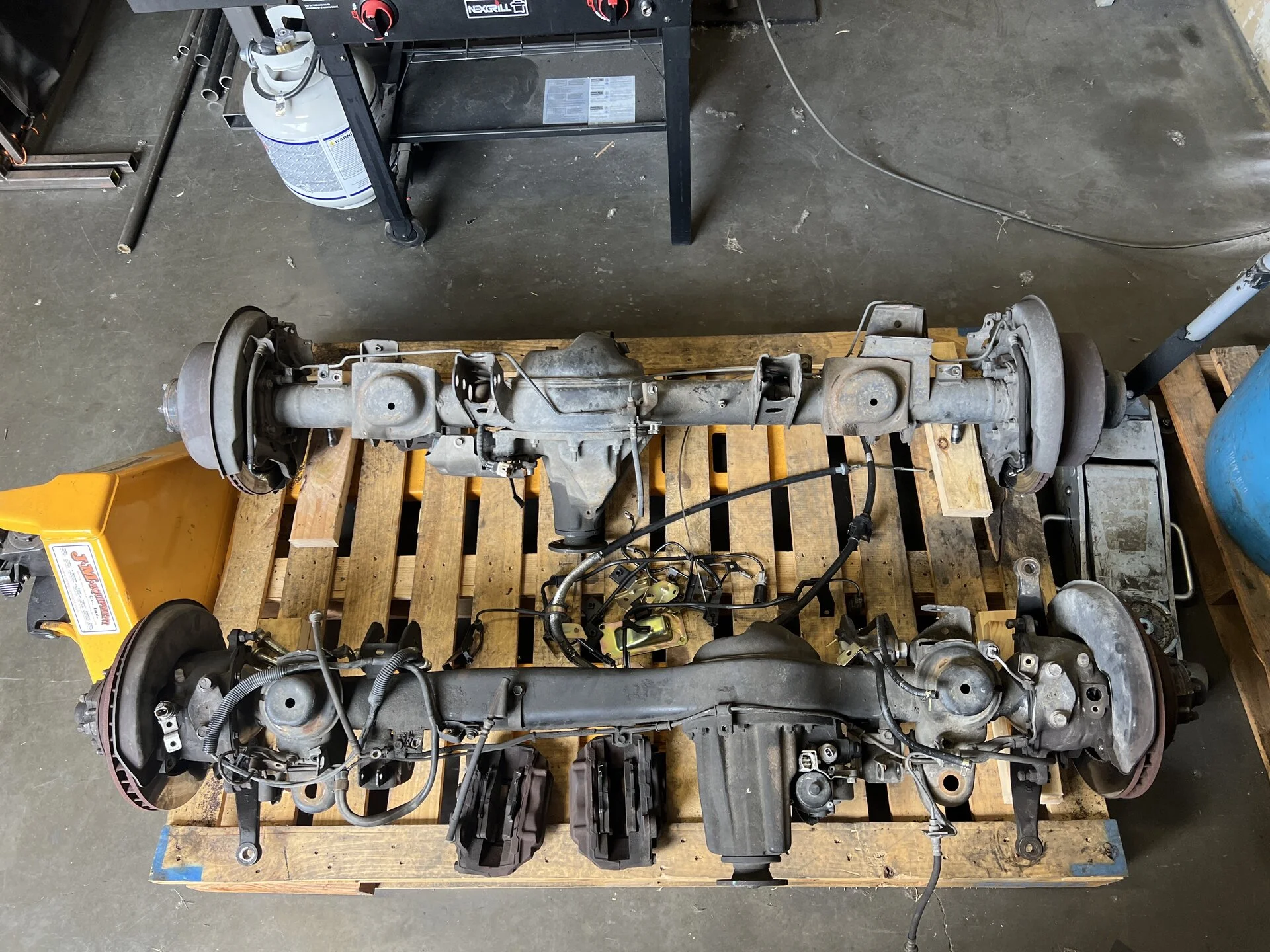 SOLD - Modesto CA. LX450/80 series factory locked axles. | IH8MUD Forum ...