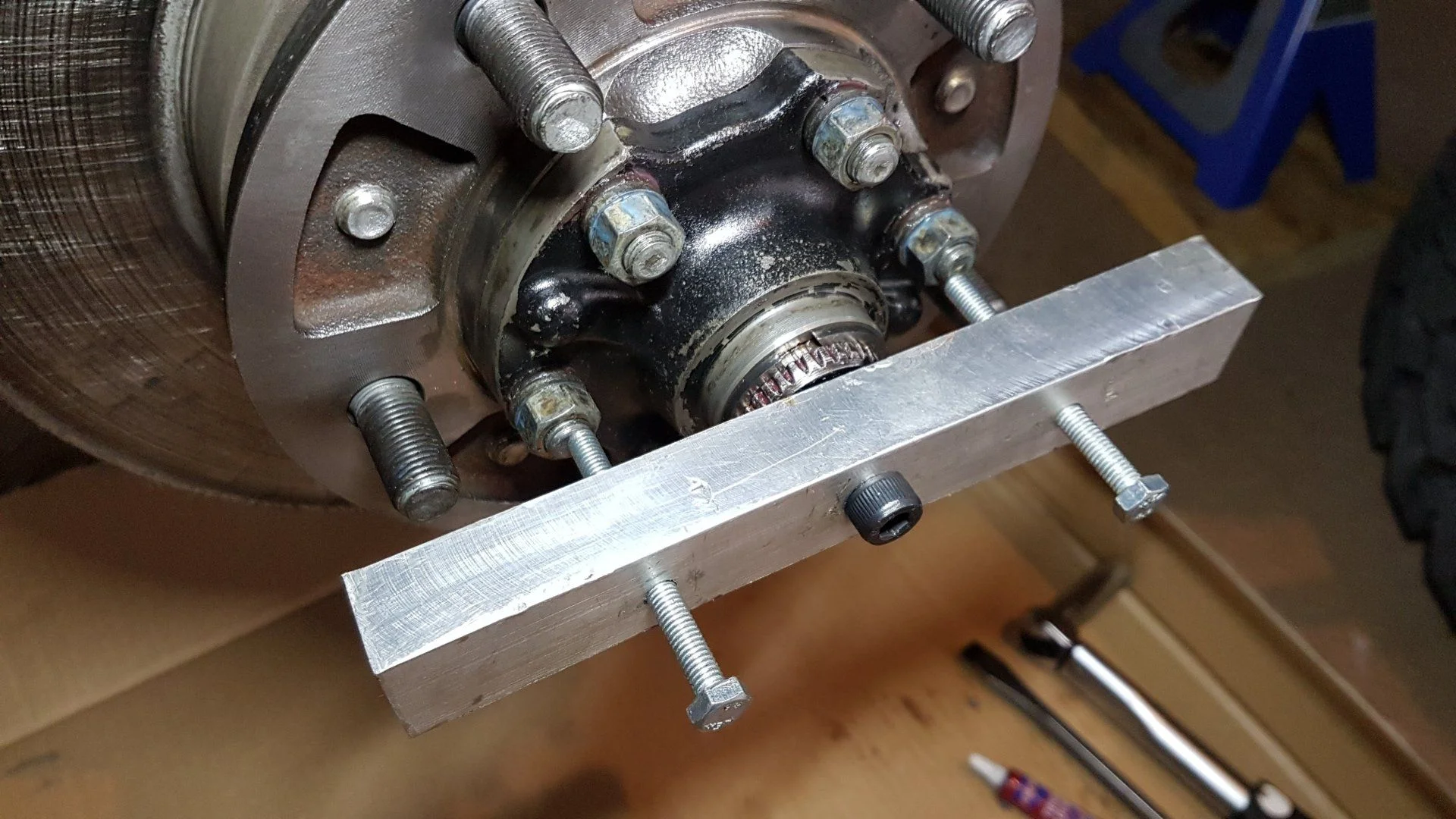 axle_puller.jpg