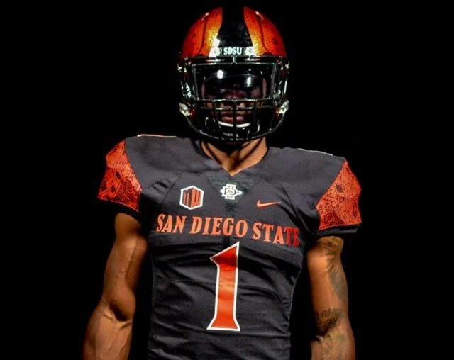 aztecs-unis1a.webp