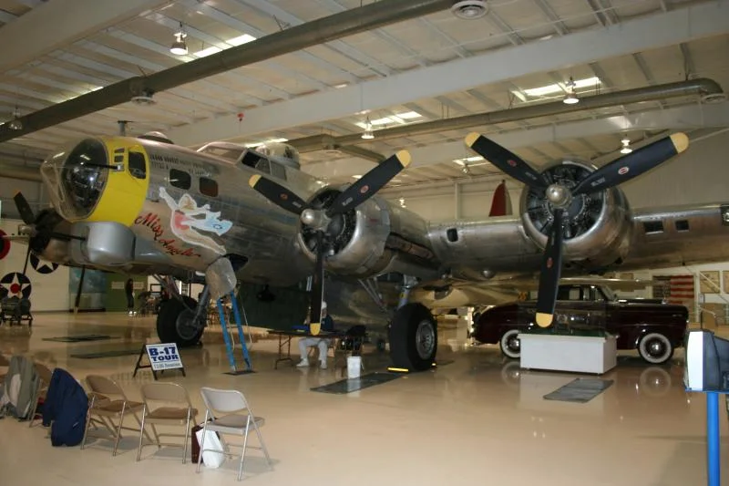 B-17G Flying Fortress m.webp