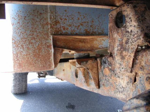 back of cab bottom corner drivers side.webp