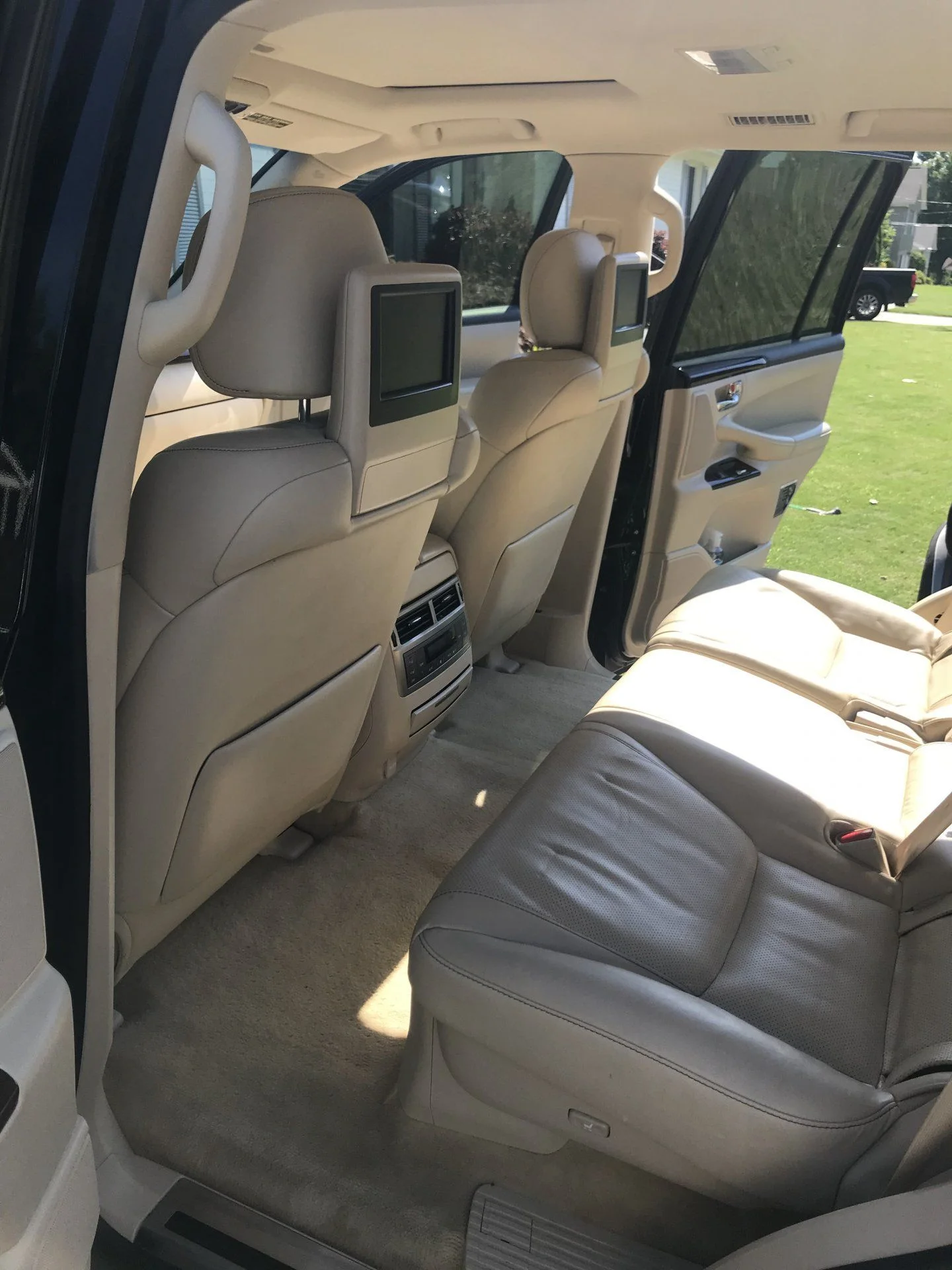 backseatwithoutmat.webp