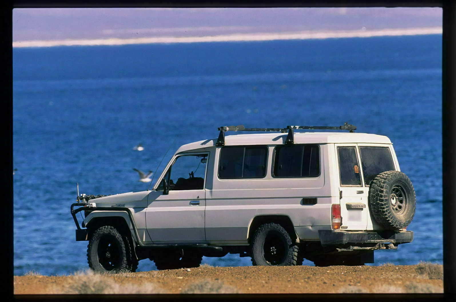Baja-F1_14_Velvia50-10-Hipolito_Troopy.jpg