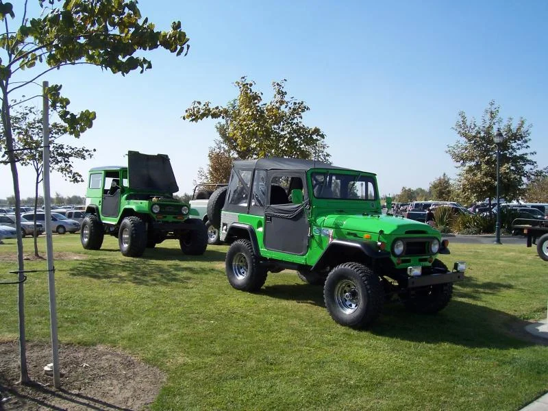 Bakerfield Landcruiser Meet 002.webp