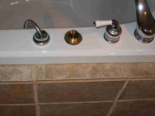 bathtub_valve 001.webp