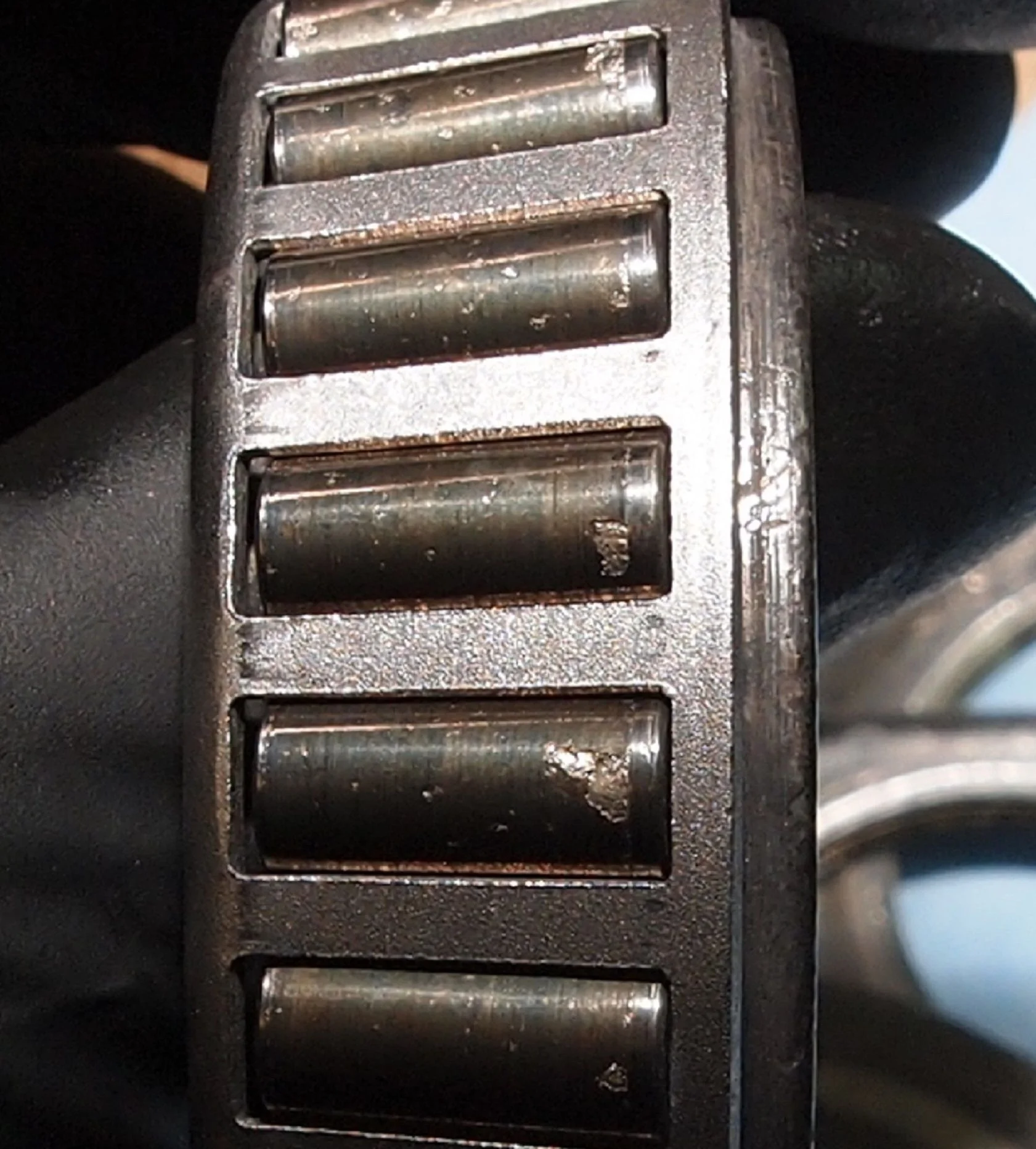 Bearing LH 00LX 557k (2) small.webp